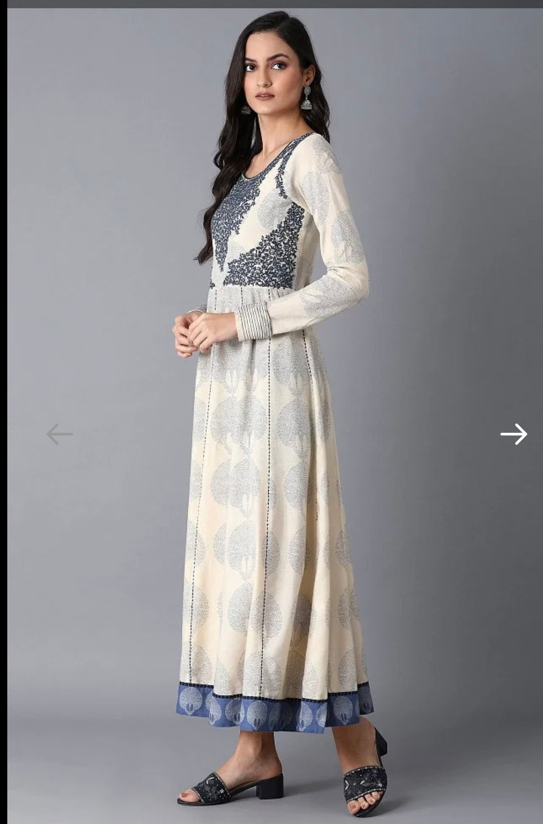 Elegant Ivory & Blue Cotton Gown - Size 36 (S)