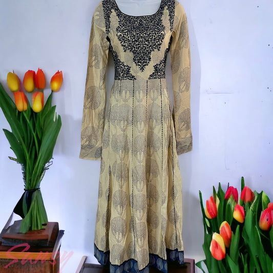 Elegant Ivory & Blue Cotton Gown - Size 36 (S)